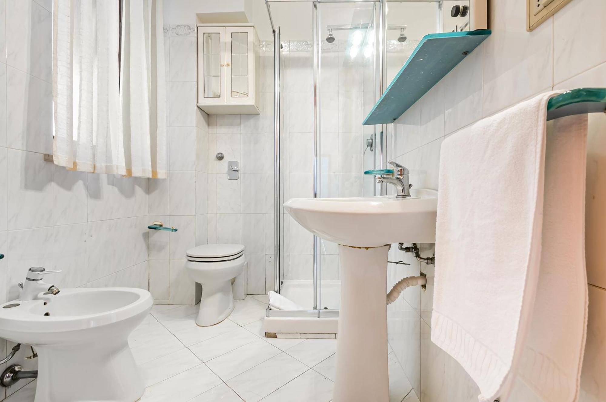 Palazzo Reale & Piazza Indipendenza Roomy Flat ปาแลร์โม ภายนอก รูปภาพ